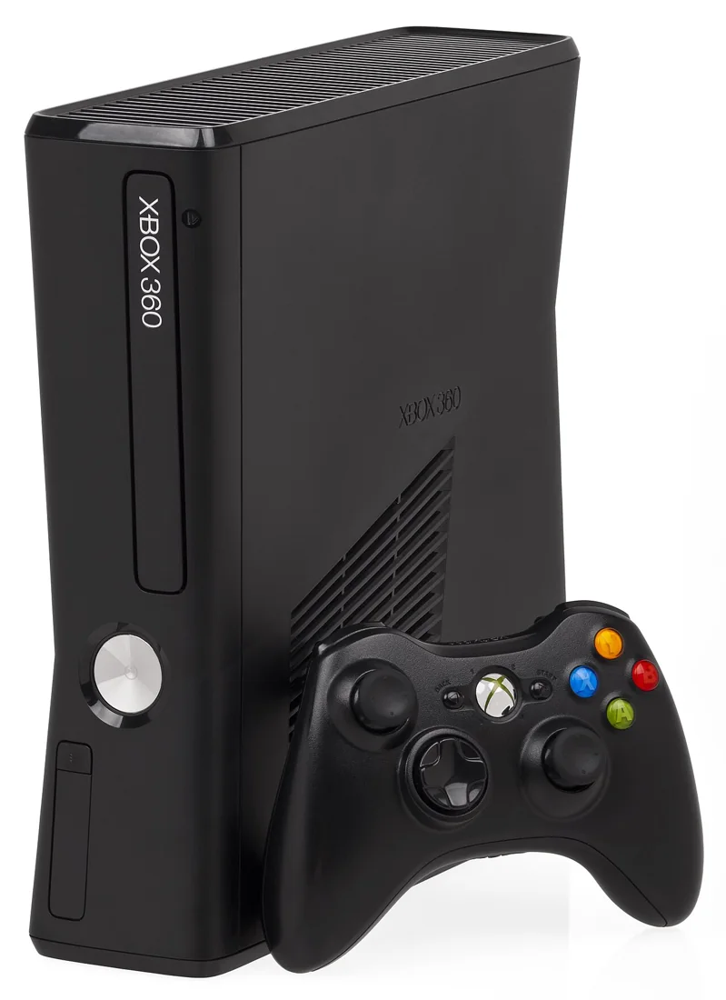 Xbox 360 Slim com controle